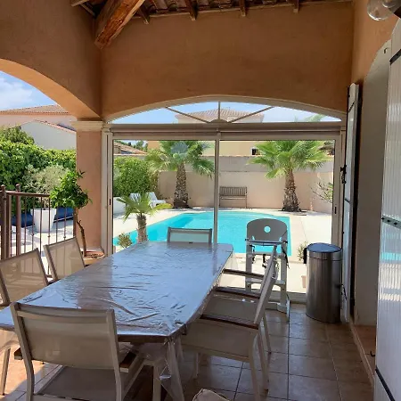Villa « Les Senteurs Du Cap Sicie » *